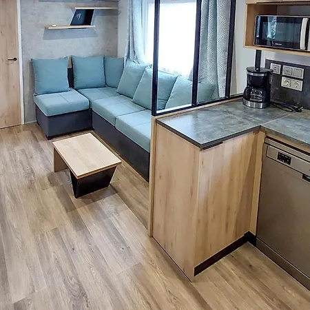 Mobile Ac Proche Plages 营地