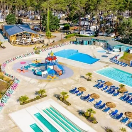 Mobile Ac Proche Plages 3*